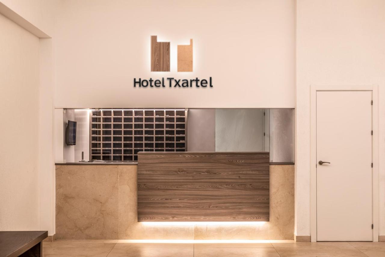 Hotel Txartel Lasarte Oria Bagian luar foto