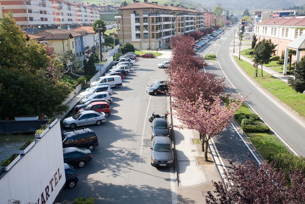 Hotel Txartel Lasarte Oria Bagian luar foto