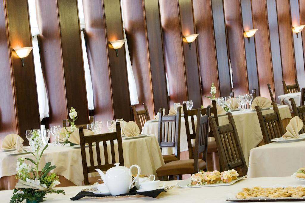 Hotel Txartel Lasarte Oria Bagian luar foto