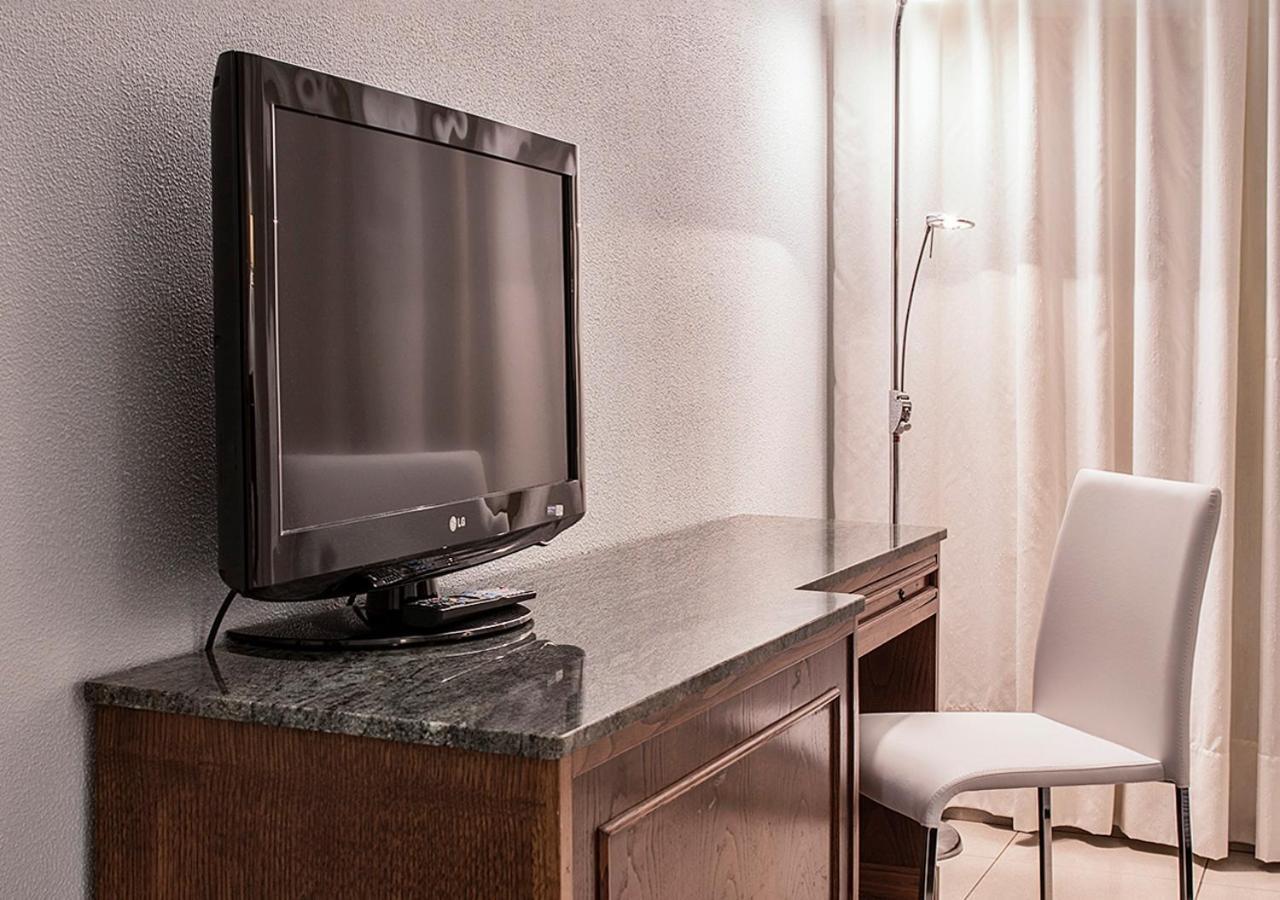 Hotel Txartel Lasarte Oria Bagian luar foto